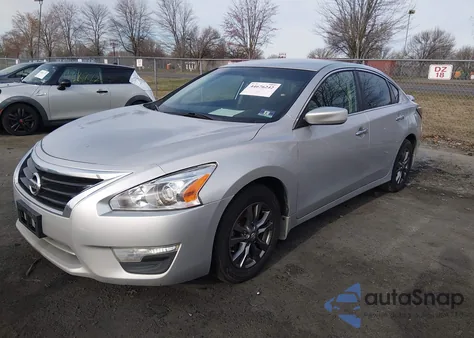 2015 Nissan Altima 2.5 S из США, поврежденный, VIN 1N4AL3AP5FC251263